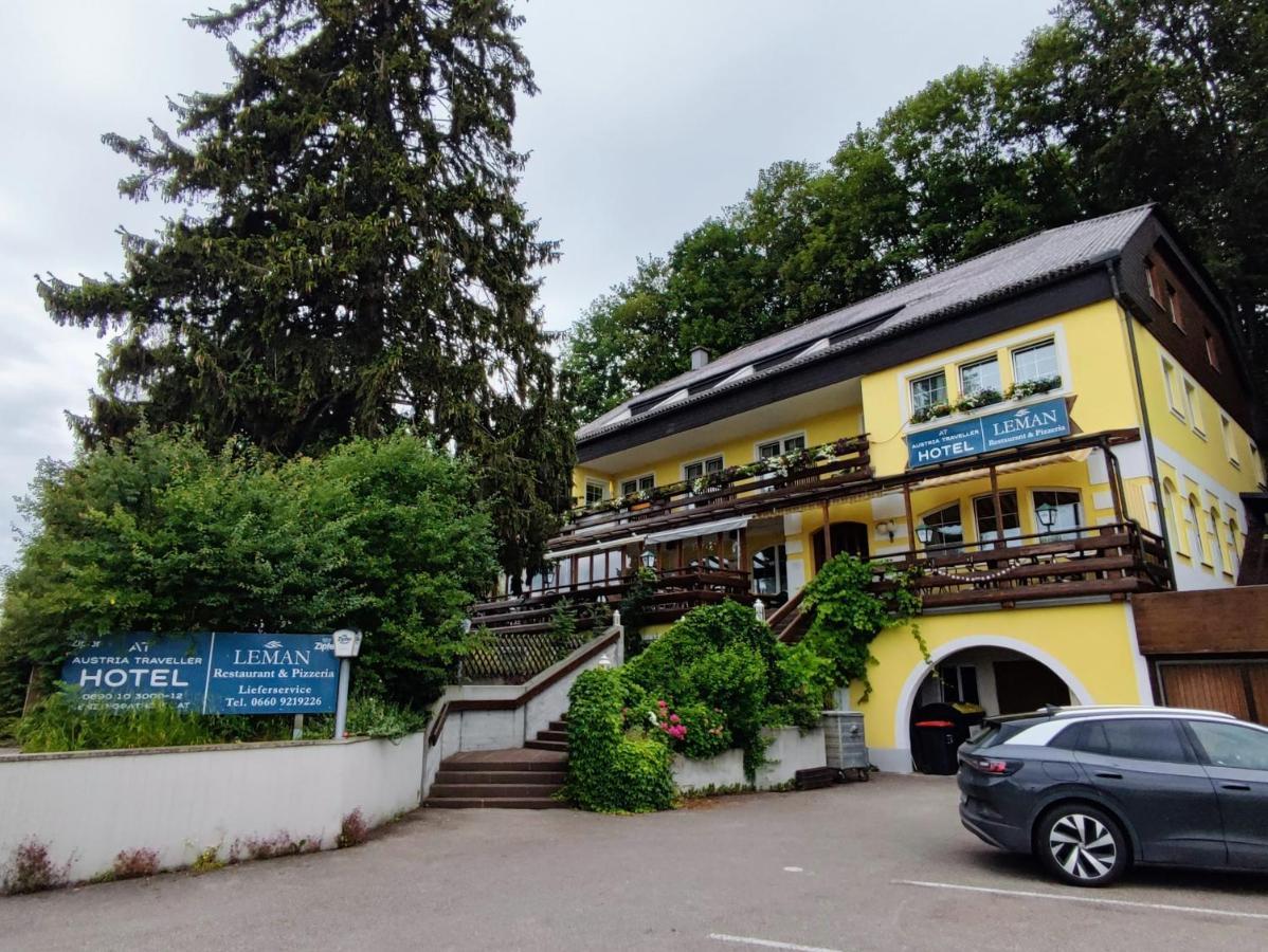 Austria Traveller Hotel Lenzing Bagian luar foto